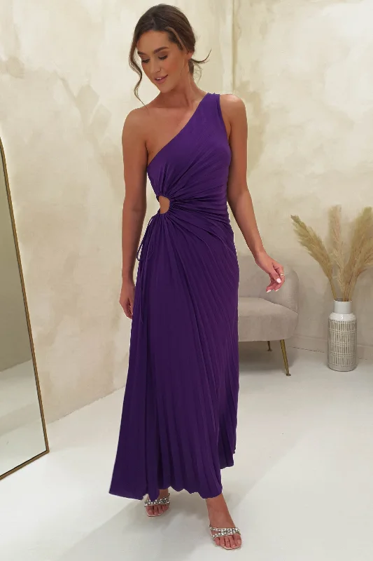 Olsen Pleated Maxi Dress | Deep Purple