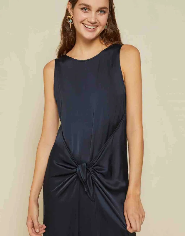 Deep Navy Sophisticated Sleeveless Maxi Dress with Flattering Front Tie