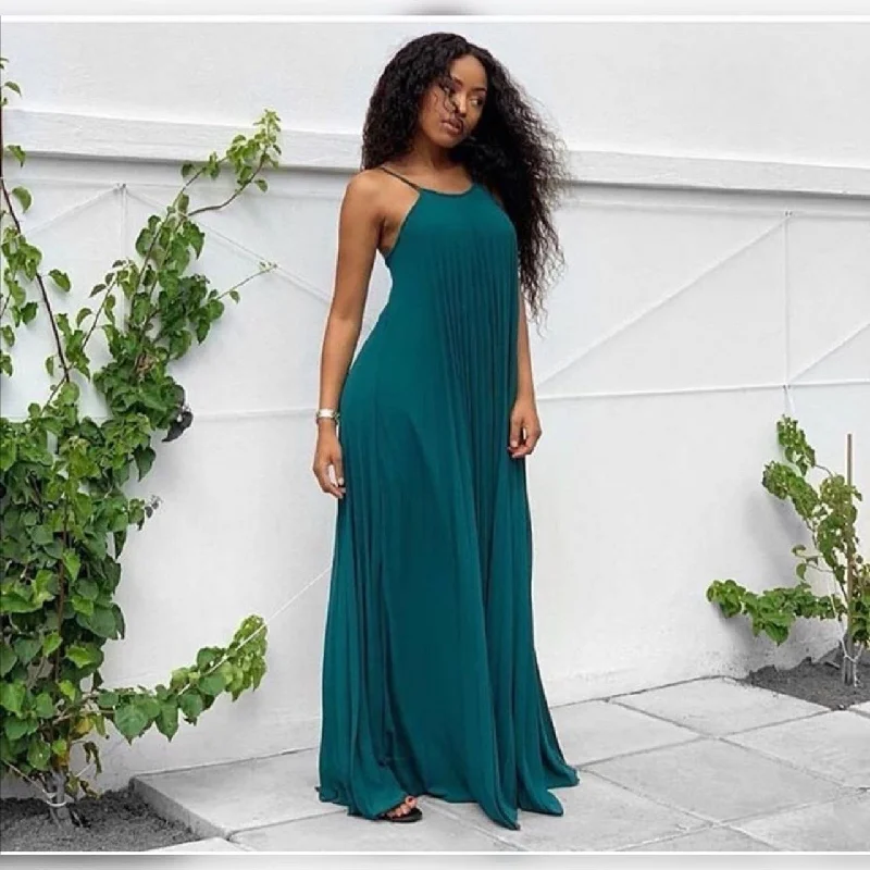 Sleeveless Pleated Maxi Dress